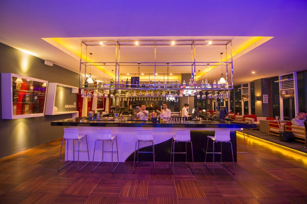 יאנגון Hotel Parami מראה חיצוני תמונה