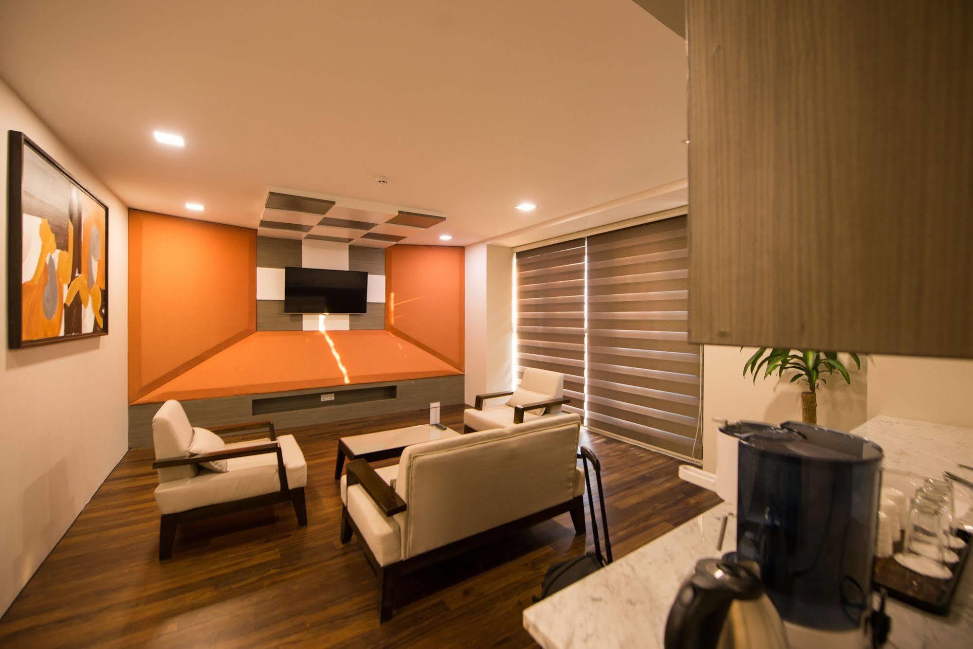 יאנגון Hotel Parami מראה חיצוני תמונה