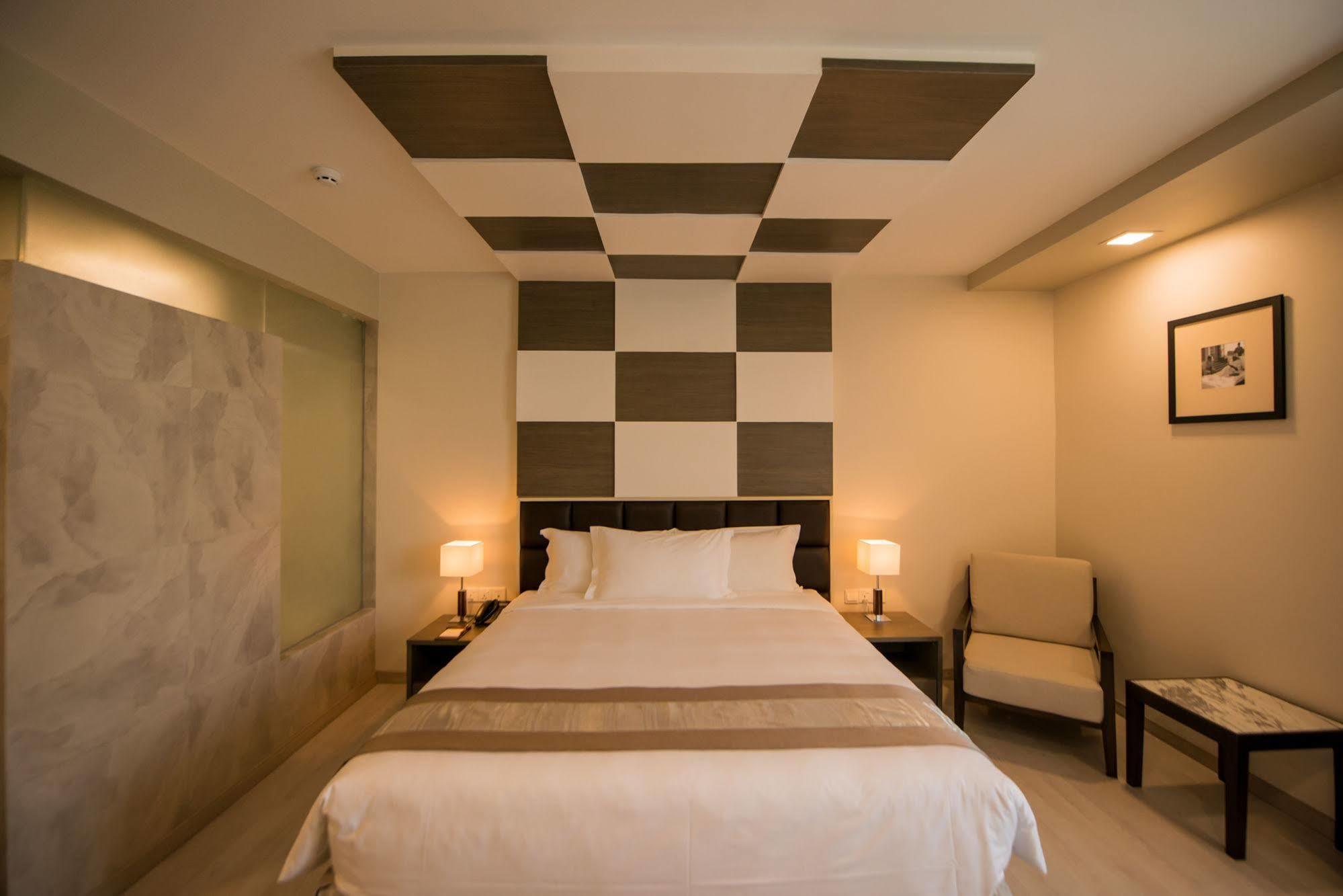 יאנגון Hotel Parami מראה חיצוני תמונה